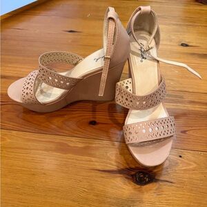 Wedge Heel size 8